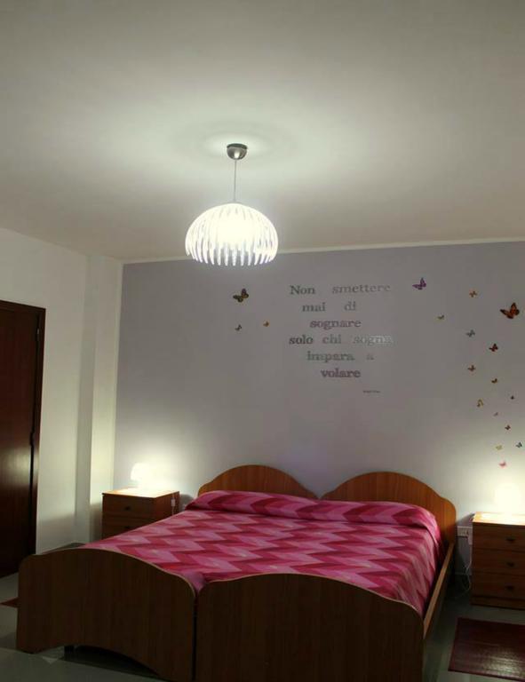 Lo Specchio Del Salento Bed & Breakfast Lecce Phòng bức ảnh