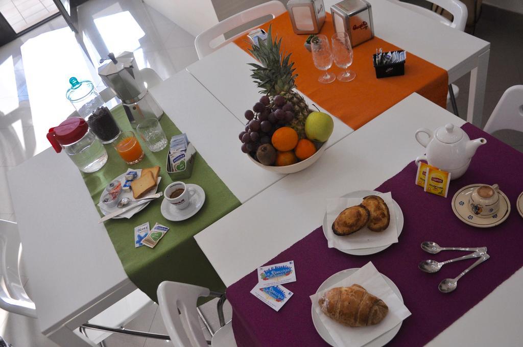 Lo Specchio Del Salento Bed & Breakfast Lecce Ngoại thất bức ảnh