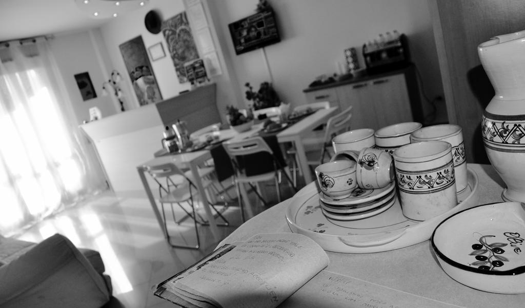 Lo Specchio Del Salento Bed & Breakfast Lecce Ngoại thất bức ảnh