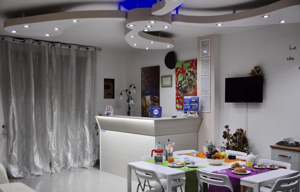 Lo Specchio Del Salento Bed & Breakfast Lecce Ngoại thất bức ảnh