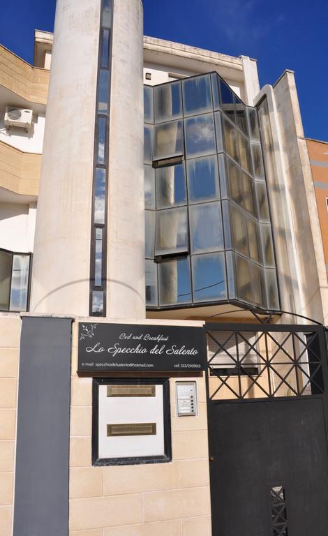 Lo Specchio Del Salento Bed & Breakfast Lecce Ngoại thất bức ảnh