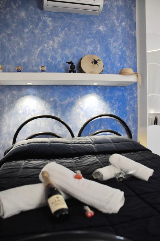 Lo Specchio Del Salento Bed & Breakfast Lecce Ngoại thất bức ảnh