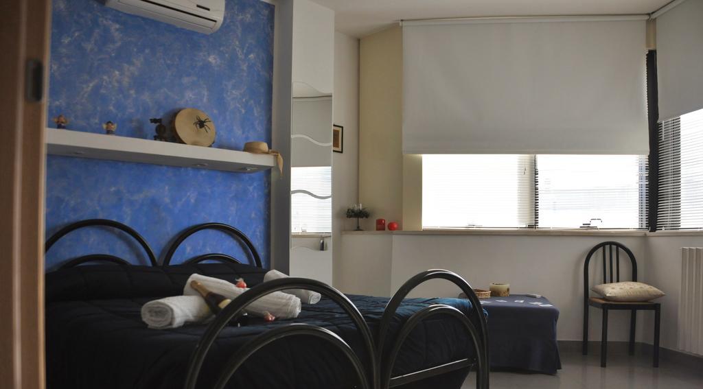 Lo Specchio Del Salento Bed & Breakfast Lecce Ngoại thất bức ảnh